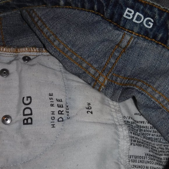 BDG Urban Outfitters High Rise Dree Cheeky Shorts Cutoff Jean Denim Dingy Wash - Picture 2 of 3